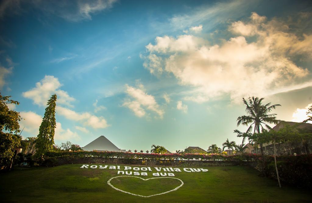Royal Pool Villa Bali Nusa Dua  Extérieur photo
